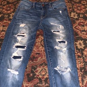 American Eagle High-Rise Jeans
